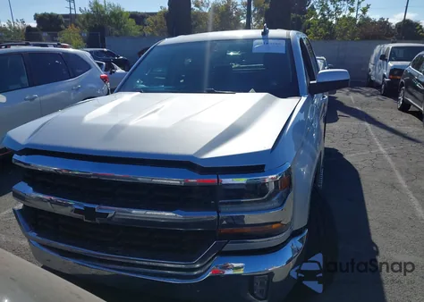 2018 Chevrolet Silverado 1500 1Lt из США, поврежденный, VIN 3GCPCREC4JG553583